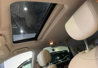 Подержанный автомобиль Infiniti FX 2011 года (17 фото)