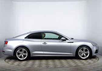 Подержанный автомобиль Audi A5 Coupe 2017 года (4 фото)
