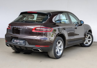Подержанный автомобиль Porsche Macan 2017 года (5 фото)