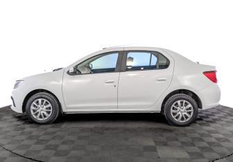 Подержанный автомобиль Renault Logan Sedan 2022 года (8 фото)