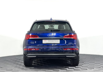 Подержанный автомобиль Audi Q5 2021 года (6 фото)