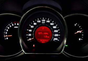 Подержанный автомобиль Kia Ceed Hatchback 2018 года (13 фото)