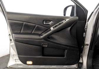 Подержанный автомобиль Nissan Murano Suv 2012 года (19 фото)