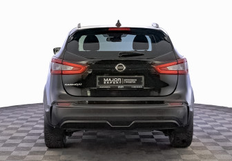 Подержанный автомобиль Nissan Qashqai 2019 года (6 фото)