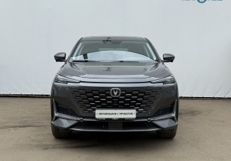 Подержанный автомобиль Changan UNI-K 2023 года (2 фото)