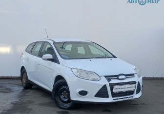 Подержанный автомобиль Ford Focus Wagon 2013 года (3 фото)