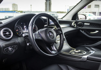 Подержанный автомобиль Mercedes-Benz GLC Coupe 2018 года (9 фото)