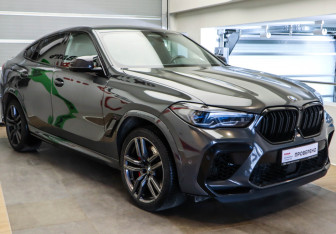 Подержанный автомобиль BMW X6 M 2021 года (3 фото)
