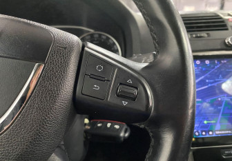 Подержанный автомобиль Skoda Octavia Liftback 2011 года (16 фото)