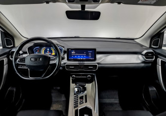 Подержанный автомобиль Geely Coolray 2023 года (14 фото)