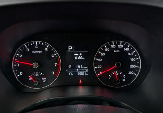 Подержанный автомобиль Kia Rio Sedan 2021 года (16 фото)