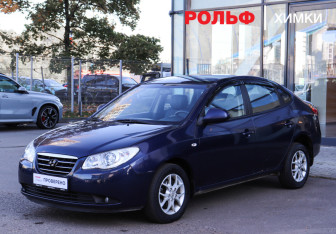 Подержанный автомобиль Hyundai Elantra Sedan 2007 года (7 фото)