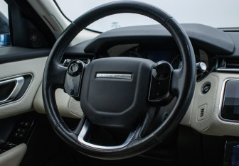 Подержанный автомобиль Land Rover Range Rover Velar 2019 года (15 фото)