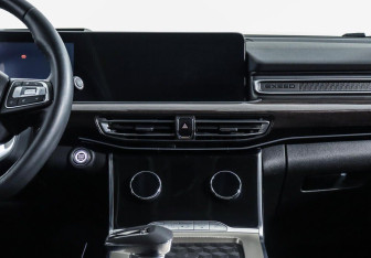 Подержанный автомобиль Exeed VX 2022 года (11 фото)