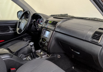 Подержанный автомобиль SsangYong Rexton 2013 года (11 фото)