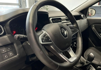 Подержанный автомобиль Renault Duster 2021 года (13 фото)