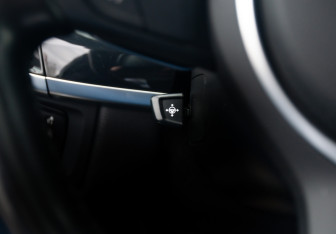 Подержанный автомобиль BMW X5 2016 года (21 фото)