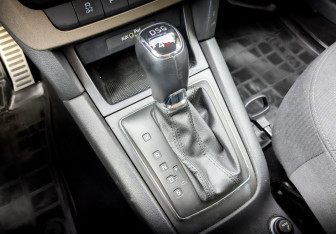 Подержанный автомобиль Skoda Yeti 2015 года (25 фото)