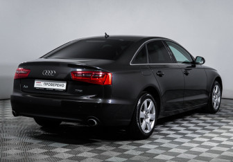 Подержанный автомобиль Audi A6 Sedan 2014 года (5 фото)