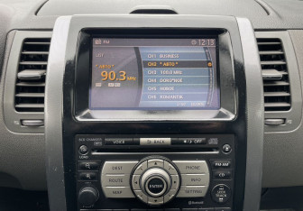 Подержанный автомобиль Nissan X-Trail 2008 года (15 фото)