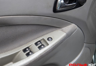 Подержанный автомобиль Chevrolet Lacetti Wagon 2007 года (12 фото)