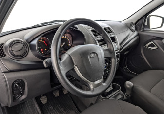 Подержанный автомобиль LADA (ВАЗ) Granta Sedan 2023 года (15 фото)