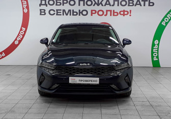 Подержанный автомобиль Kia K5 2021 года (2 фото)