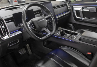 Подержанный автомобиль Jaecoo J7 2023 года (16 фото)