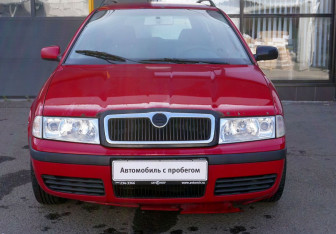 Подержанный автомобиль Skoda Octavia Wagon 2007 года (2 фото)