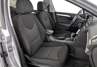 Подержанный автомобиль Citroen C4 Sedan 2020 года (24 фото)