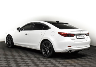 Подержанный автомобиль Mazda 6 Sedan 2016 года (10 фото)