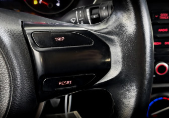 Подержанный автомобиль Kia Rio Hatchback 2021 года (27 фото)