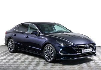Подержанный автомобиль Hyundai Sonata 2019 года (3 фото)