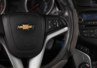 Подержанный автомобиль Chevrolet Cruze Sedan 2014 года (14 фото)