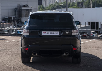 Подержанный автомобиль Land Rover Range Rover Sport 2013 года (6 фото)