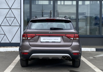 Подержанный автомобиль Kia Rio Hatchback 2019 года (6 фото)