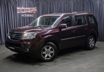 Подержанный автомобиль Honda Pilot 2013 года (1 фото)