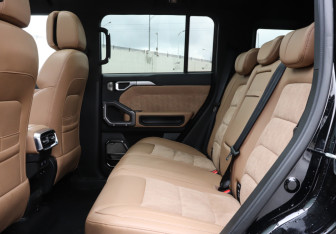 Подержанный автомобиль Jetour T2 2024 года (10 фото)