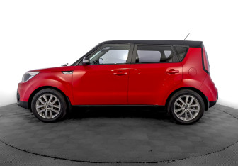 Подержанный автомобиль Kia Soul 2017 года (8 фото)