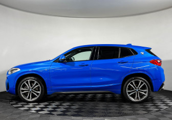 Подержанный автомобиль BMW X2 2018 года (5 фото)
