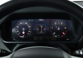 Подержанный автомобиль Land Rover Defender Suv 2020 года (11 фото)