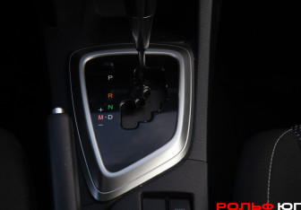 Подержанный автомобиль Toyota Auris Hatchback 2014 года (14 фото)