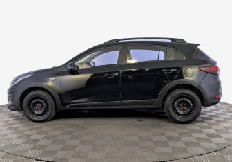 Подержанный автомобиль Kia Rio Hatchback 2020 года (8 фото)