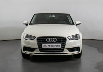 Подержанный автомобиль Audi A3 Sedan 2014 года (2 фото)