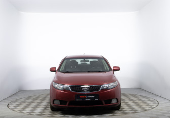 Подержанный автомобиль Kia Cerato Sedan 2011 года (2 фото)