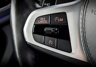 Подержанный автомобиль BMW X4 2021 года (30 фото)