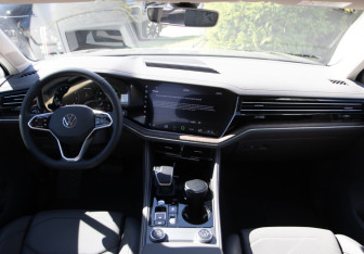 Новый Volkswagen Touareg 2025 (17 фото)