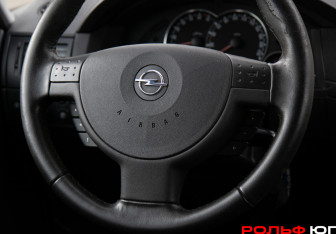 Подержанный автомобиль Opel Meriva 2008 года (12 фото)