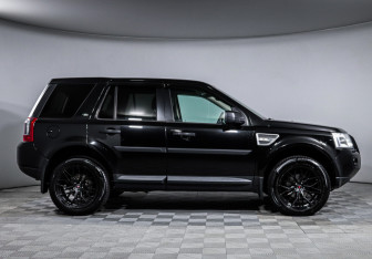 Подержанный автомобиль Land Rover Freelander 2010 года (4 фото)