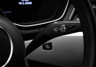 Подержанный автомобиль Audi A4 Sedan 2021 года (16 фото)